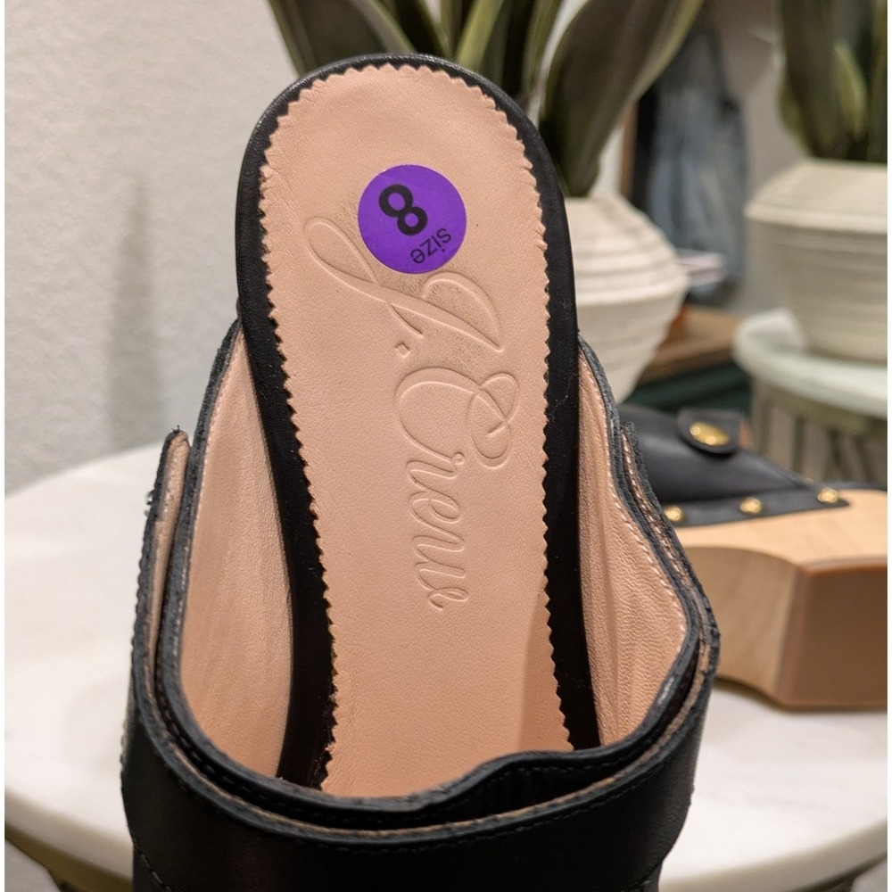 J.Crew Convertible Slingback Clog Size 8 Black Leather Studded Wooden Heel BA138 - Picture 2 of 6